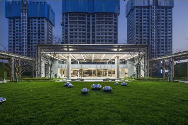 SUV天逸世界杯红黑榜:带刀后卫再入球,桑切斯再次送点‘IM电竞’(图2) IM电竞官网